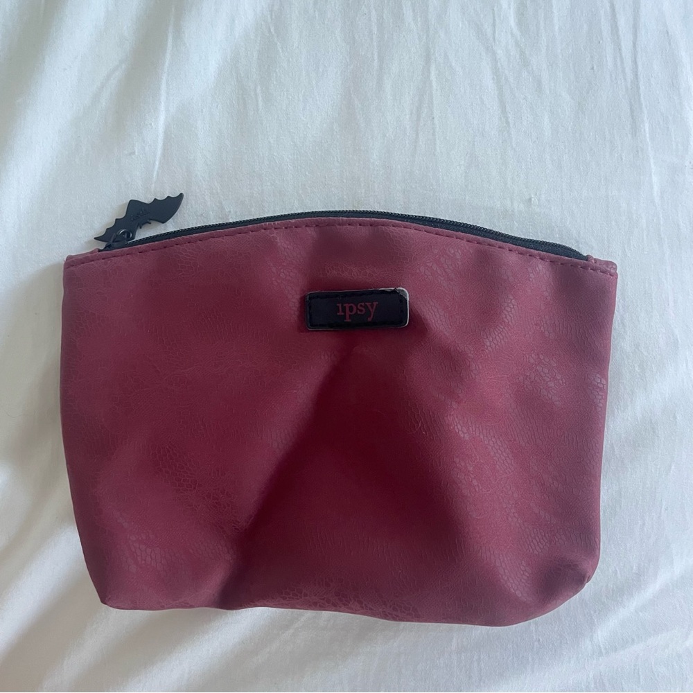 Magenta Ipsy Mini Cosmetic Bag